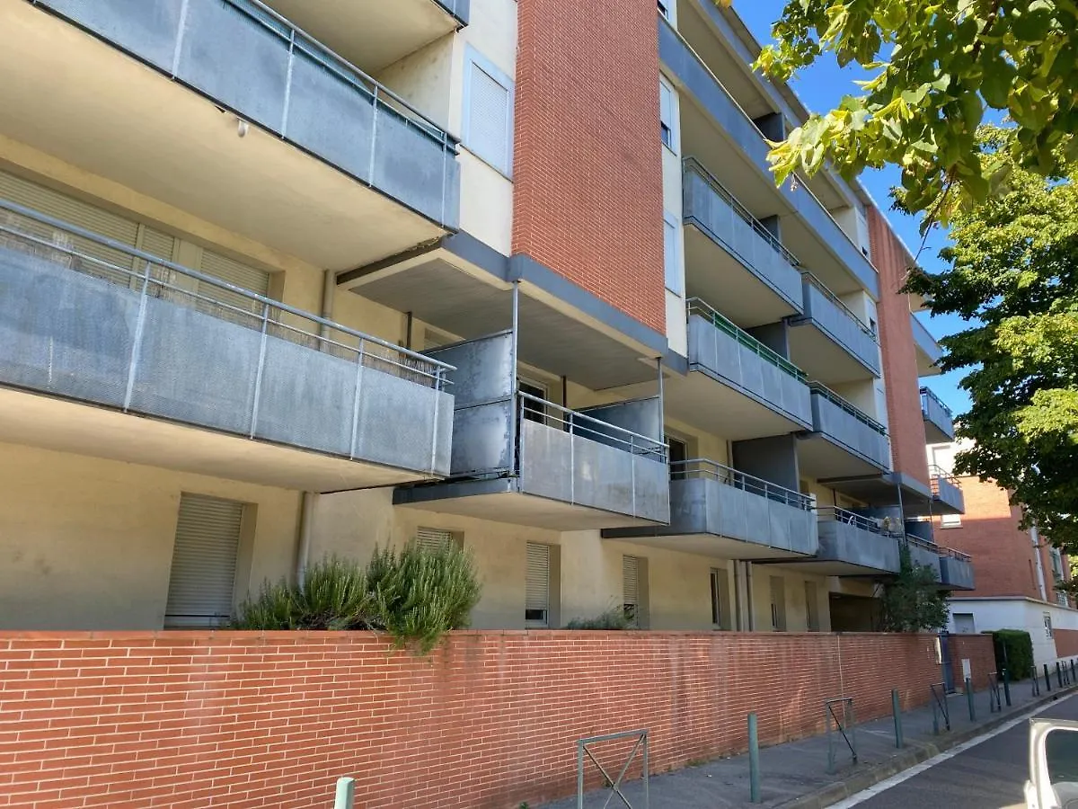 Duplex 2 Chambres, Terrasse & Metro A 200M Toulouse Fransa